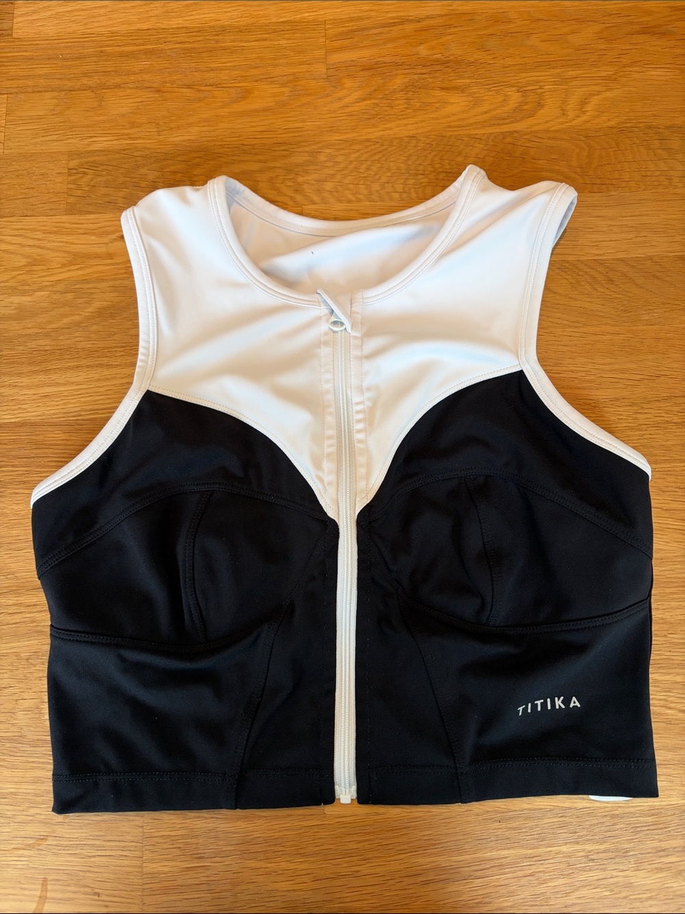 Titika Black & White Front-Zip Muscle Tank